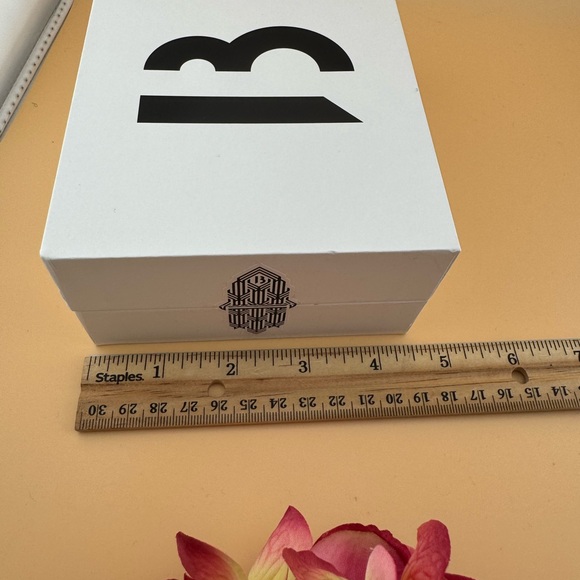 Byredo EMPTY Box Card Cologne Gift Storage Box - Picture 5 of 8